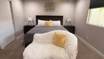 1 bedroom, desk, iron/ironing board, free WiFi