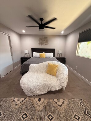 1 chambre, bureau, fer et planche à repasser, Wi-Fi gratuit