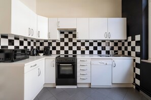 Comfort Apartment, 2 Bedrooms, Kitchen | Private kitchen - Smartflats - Esplanade Brussels (Brussels)
