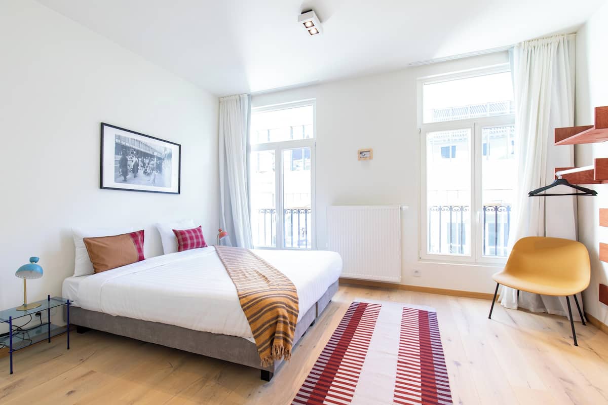 Comfort Apartment, 2 Bedrooms | 3 bedrooms, iron/ironing board