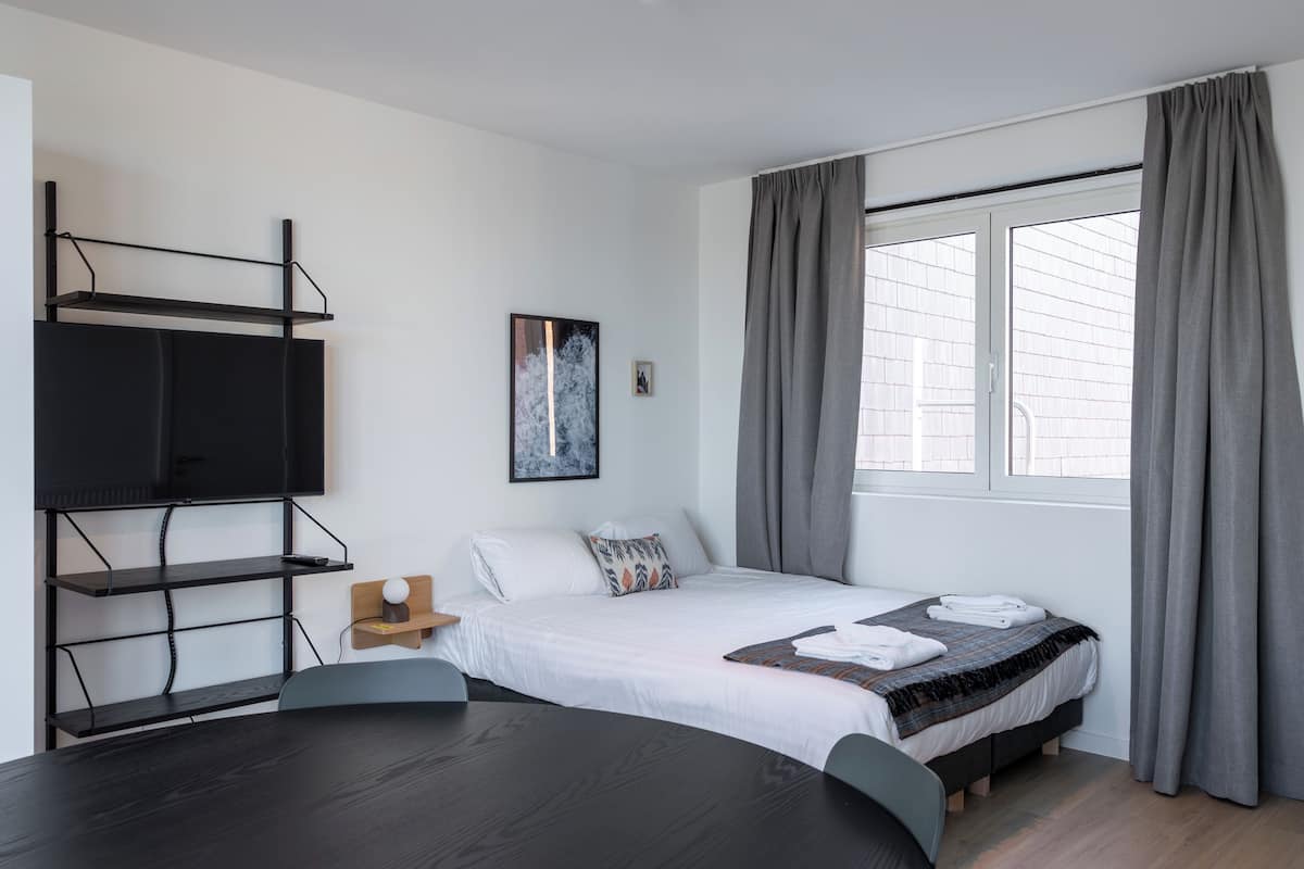 Classic Apartment, 1 Double Bed, Terrace, City View