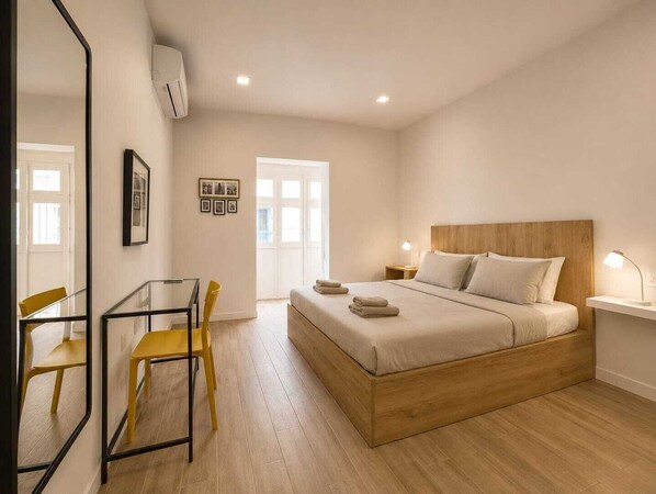1 habitación, tabla de planchar con plancha, wifi gratis y ropa de cama