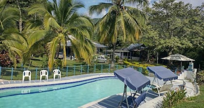 HOTEL CAMPESTRE EL SALITRE