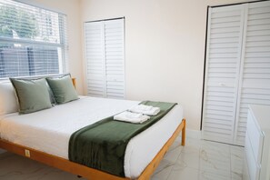 2 Schlafzimmer, Bügeleisen/Bügelbrett, kostenloses WLAN, Bettwäsche