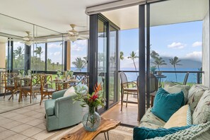 Condo, 1 King Bed with Sofa bed (Kihei Surfside 306) | Living area