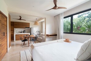 2 soverom, strykejern/-brett, reiseseng for barn og wi-fi