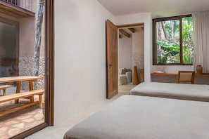 3 habitaciones, tabla de planchar con plancha, cuna de viaje y wifi