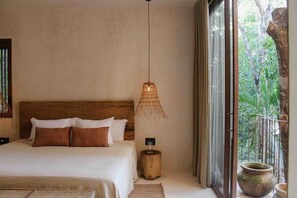 3 bedrooms, iron/ironing board, travel crib, WiFi