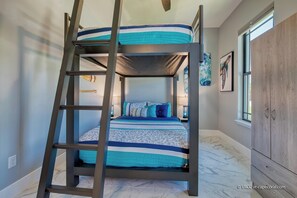 4 dormitorios, wifi gratis, ropa de cama