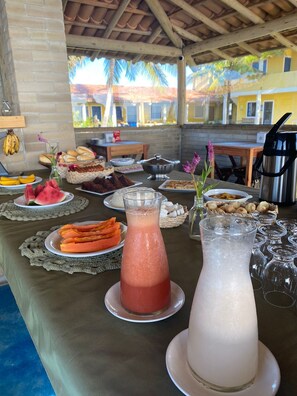 รวมอาหารเช้าแบบบุฟเฟ่ต์ ทุกวัน