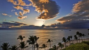 Appart'hÎtel, 1 trÚs grand lit et 1 canapé-lit (Maui Kamaole M106) | Plage