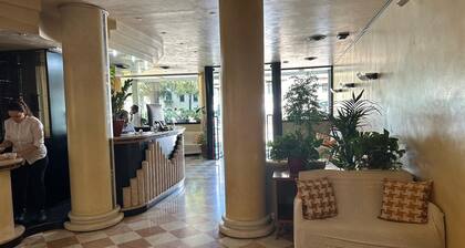 HOTEL RAFFAELLO VENICE