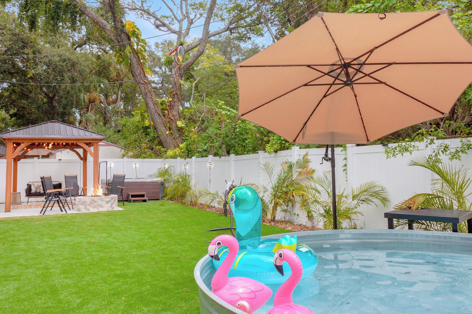 Mid-Century Modern Oasis: Chic Home w/ Pool & Hot Tub in Largo!