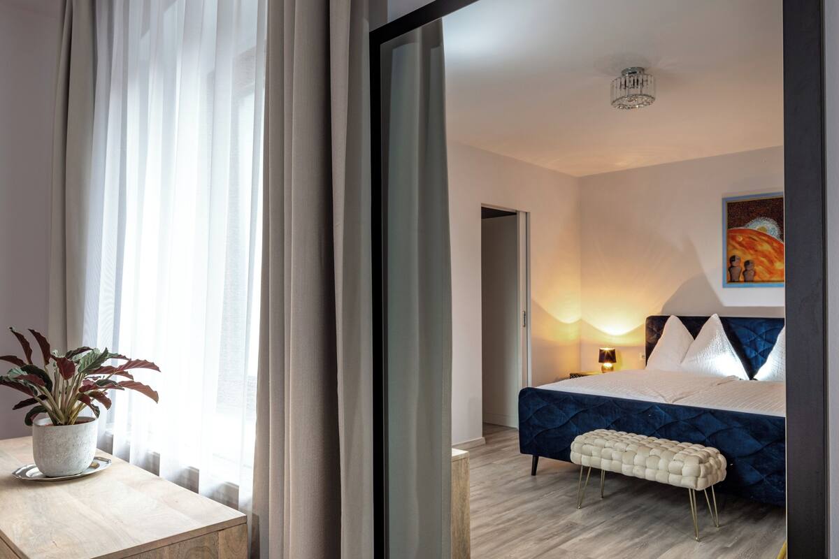 Appartamento Comfort, vista montagna | 1 camera, tende oscuranti, ferro/asse da stiro, Wi-Fi gratuito