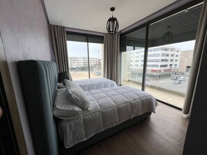 3 bedrooms, WiFi, bed sheets - Agadir Bay, a comfy apartment with pool (Agadir)