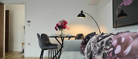 公寓 | 1 多间卧室、熨斗/熨衣板、免费 WiFi、床单