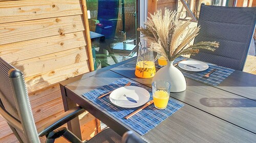 Deichbude Tossens – Rückzugsort am Deich. Infrarotsauna. Kamin. Dachterrasse.