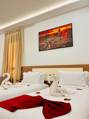Laptop workspace, soundproofing, free WiFi, bed sheets - Anna Hotel Agadir (Agadir)