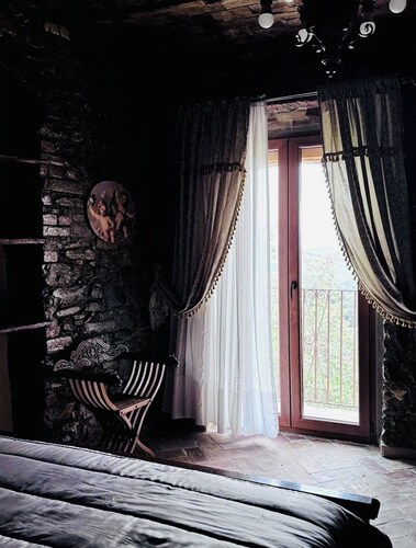 Momenti di Assoluto Relax e Benessere, con un Panorama Suggestivo