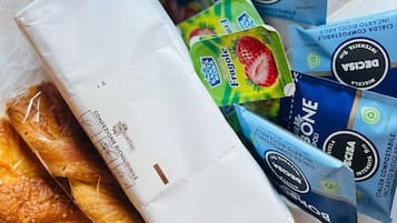 Alimentos y bebidas