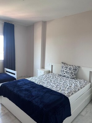 2 Schlafzimmer, Bügeleisen/Bügelbrett, WLAN, Bettwäsche