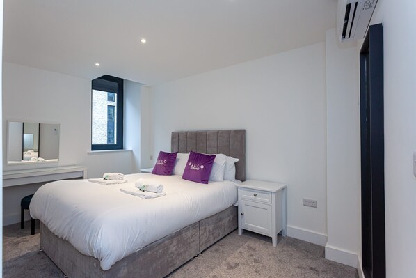 Apartment | 1 bedroom - Modern Apartment in Manchester, Sleep 4 (Salford)