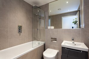 Apartment | 1 bedroom - Modern Apartment in Manchester, Sleep 4 (Salford)