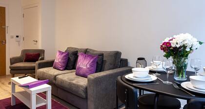 Modern Apartment in Manchester, Sleep 4