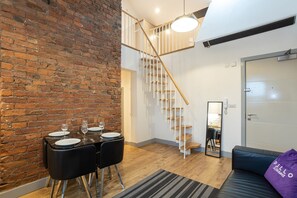 Apartment - Modern Duplex Close to City Centre Old Trafford (Salford)