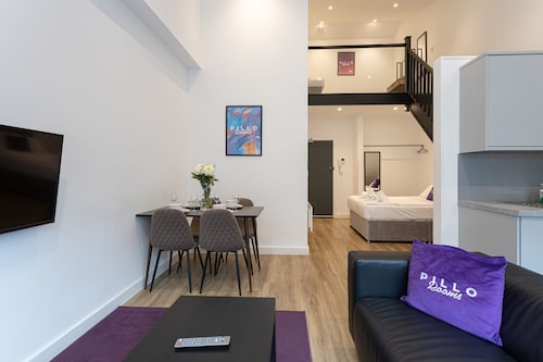 Modern Spacious Duplex in the Heart of Manchester