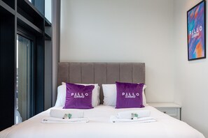 Room - Spacious Two Bedroom Penthouse in MCR City Centre (Salford)