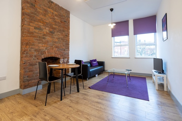 Apartment | 1 bedroom - Apartment Close to City Centre and Media City By Pillo Rooms (Salford)