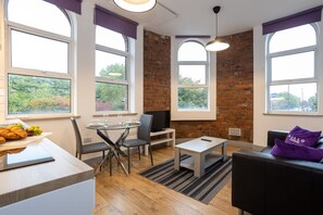 Apartment | Exterior - Spacious, Apartment Close to Manchester City Centre By Pillo Rooms (Salford)