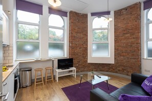 Apartment | Exterior - Spacious, Apartment Close to Manchester City Centre By Pillo Rooms (Salford)