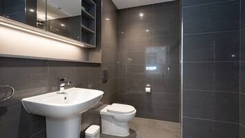 Apartment | Bathroom