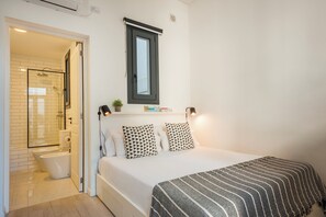 Tabla de planchar con plancha, cuna de viaje y wifi gratis 