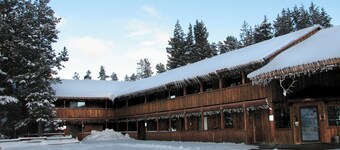 Willamette Pass Inn