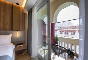 1 dormitorio, tabla de planchar con plancha, wifi y ropa de cama