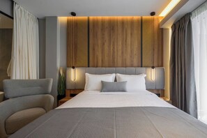 1 habitación, escritorio, tabla de planchar con plancha y wifi 