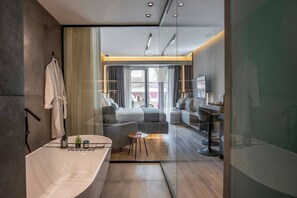 1 chambre, bureau, fer et planche Ă repasser, Wi-Fi
