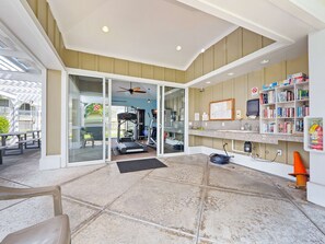 Apartment | 2 bedrooms, Internet - Kona Sea Ridge Y23 30 day Minimum Rental (Kailua-Kona)