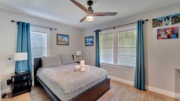 2 bedrooms, iron/ironing board, travel cot, free WiFi