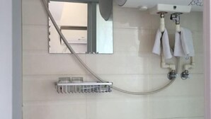 Bathroom - Fushun Yuanxiang Hotel (Fushun)