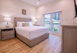 8 habitaciones, tabla de planchar con plancha, cuna de viaje y wifi 