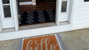 Exterior detail - Lakefront Home- Dock + Firepit - 5 Min to Clemson (Seneca)