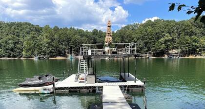 Canada Cottage / Sauna Cold Plunge Firepit Fishing / South Lake Lanier
