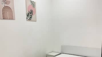 1 camera, Wi-Fi, lenzuola