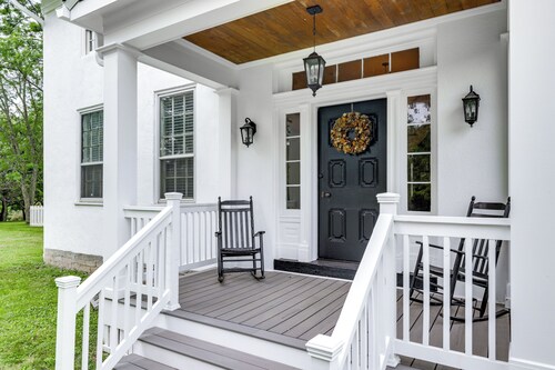 Vineyard Retreat at George Vest Historical Home