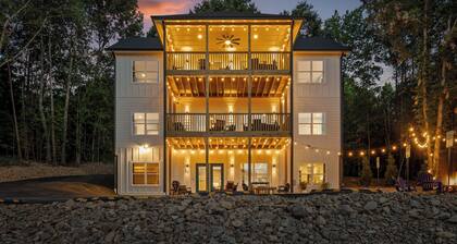 Chatt Vistas-2bd2ba- Fire Pit Terrace - Theater - Sleeps8+