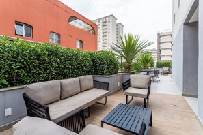 Property grounds - Terraço Oscar Freire by Viva - Prédio novo ao lado do Hospital das Clínicas e do metrô (São Paulo)